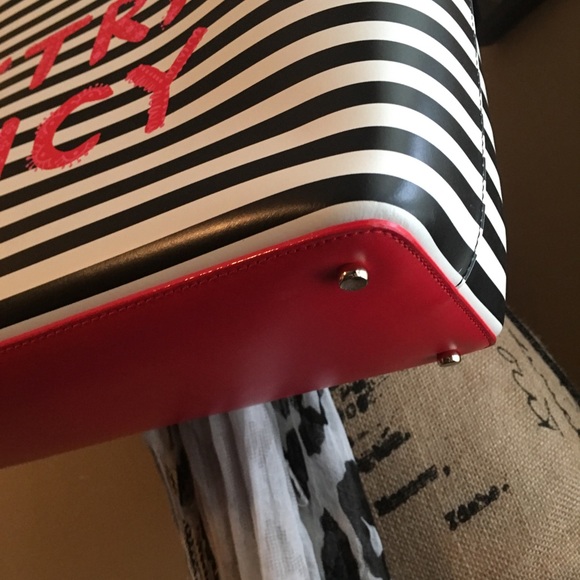 Beware labelwhore scammed me on a trade - Picture 2 of 3